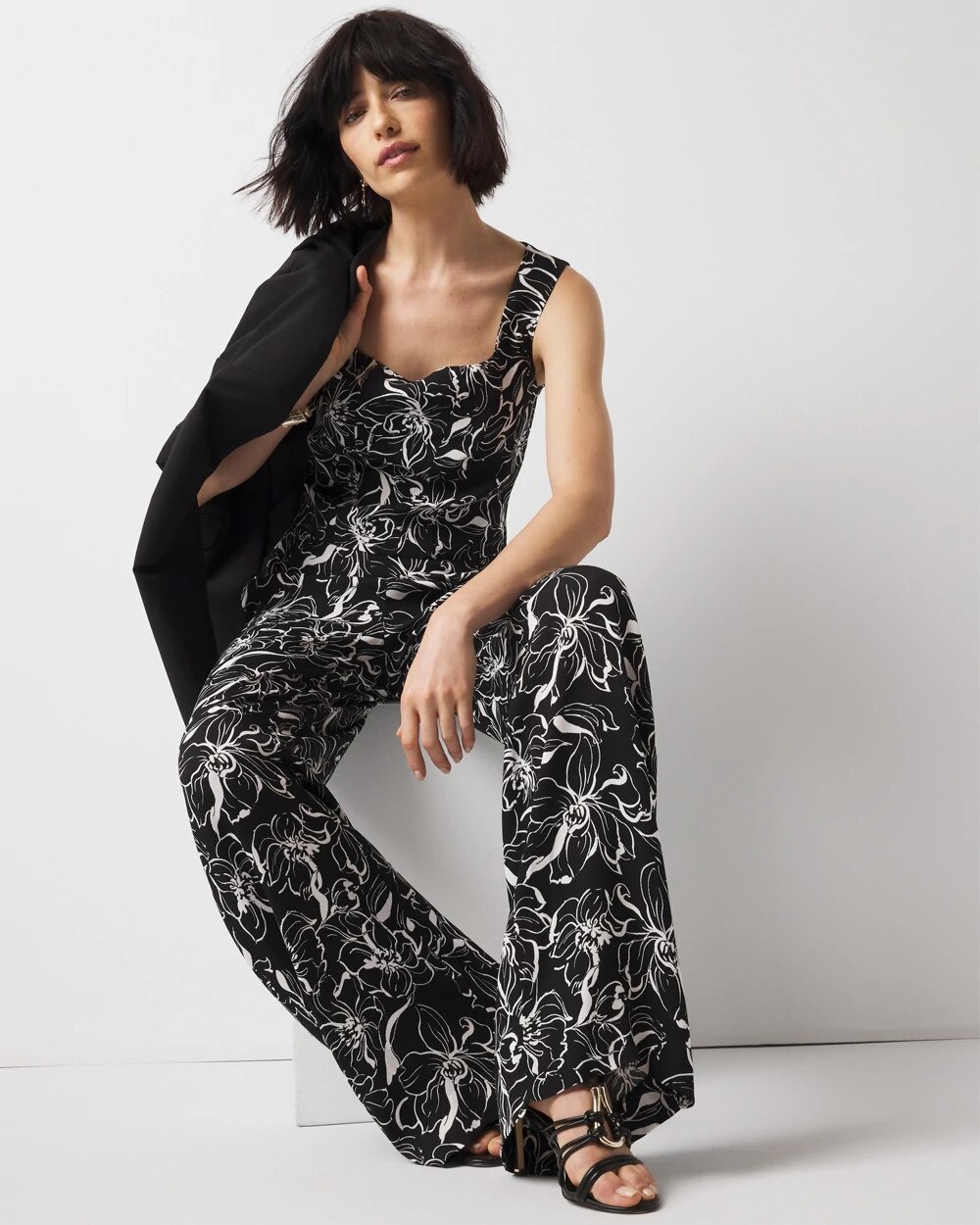 White House Black Market High-rise Wide Leg Floral Pants In Outline Flower Black